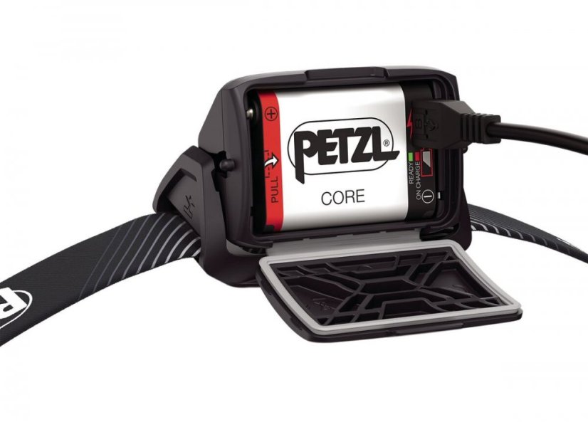 Petzl ACTIK CORE 2022 dobíjecí čelová svítilna pro sport