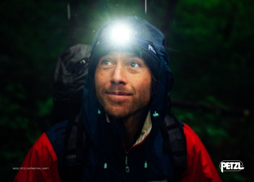 Petzl TIKKA CORE 2022 dobíjecí turistická čelová svítilna