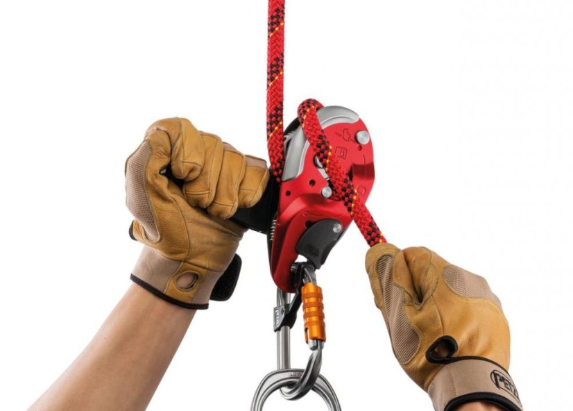 Slaňovací brzda Petzl I´D L