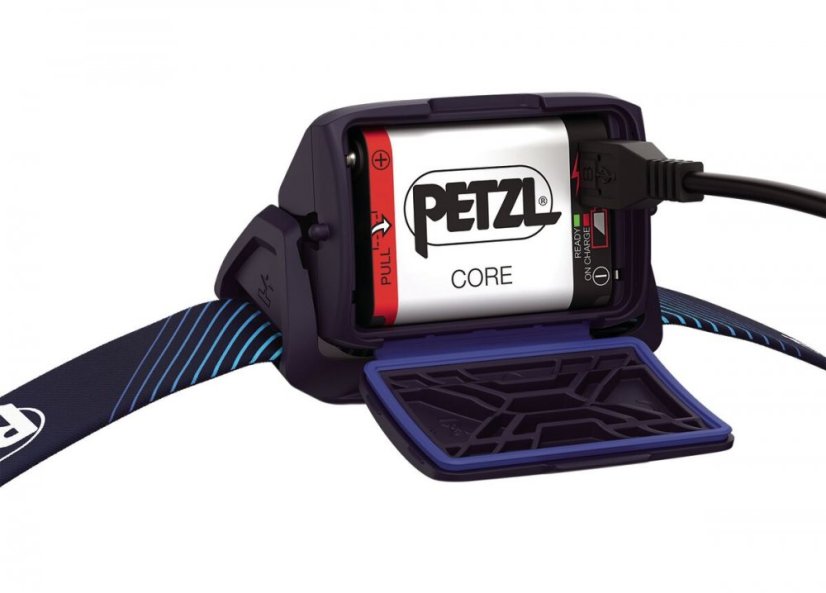 Petzl ACTIK CORE 2022 dobíjecí čelová svítilna pro sport